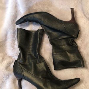 Nine West kitten heel boots-Gold!